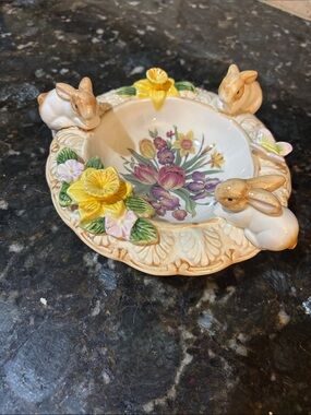 Vintage Cracker Barrel bunny dish!